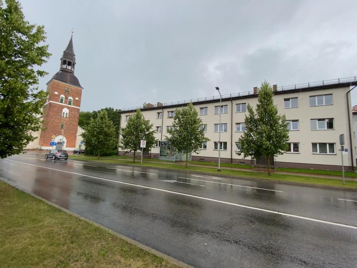 Rigas Ielas Apartamenti 1 Lägenhet Valmiera Exteriör bild